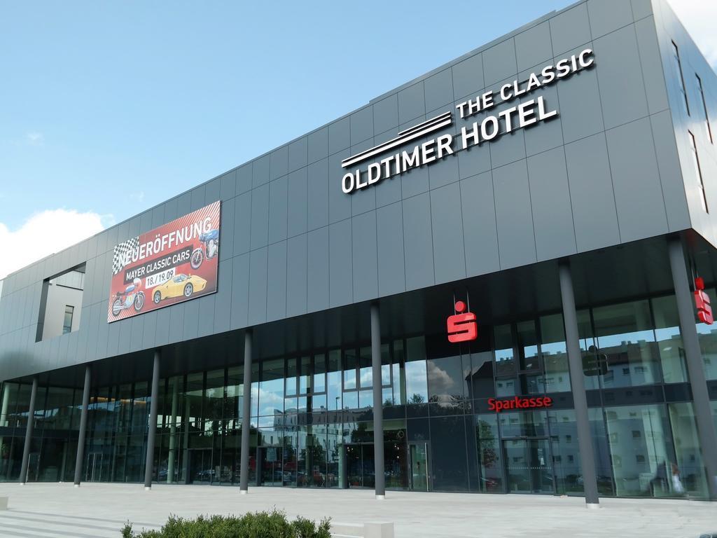 The Classic Oldtimer Hotel Ingolstadt Bagian luar foto